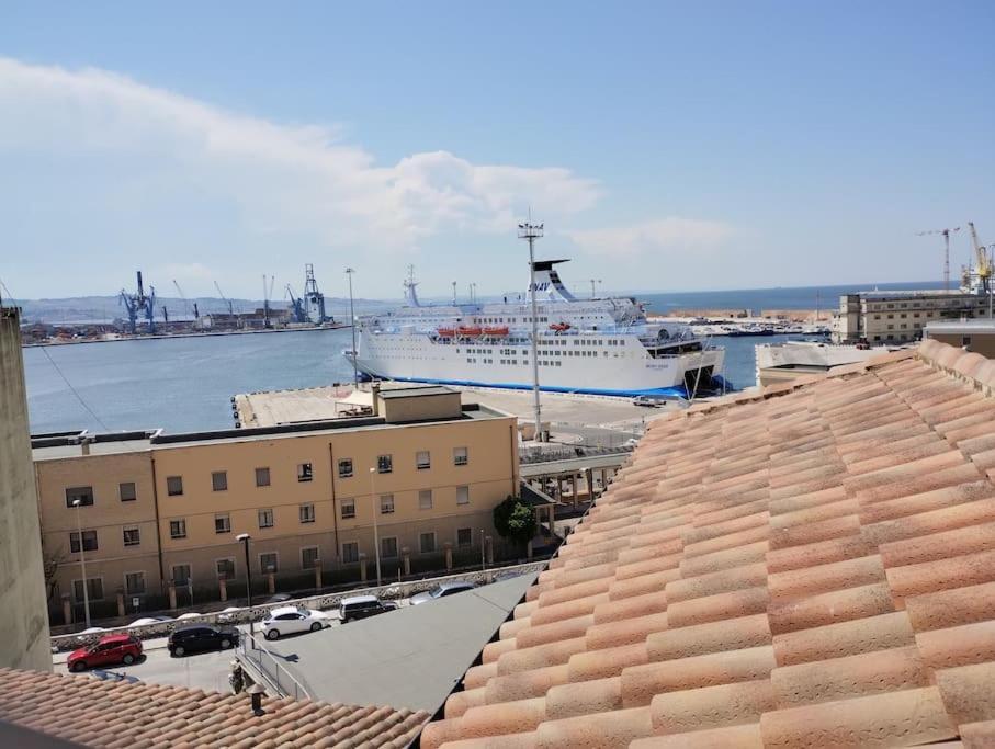 La Finestra Sul Porto Apartment Анкона Екстер'єр фото