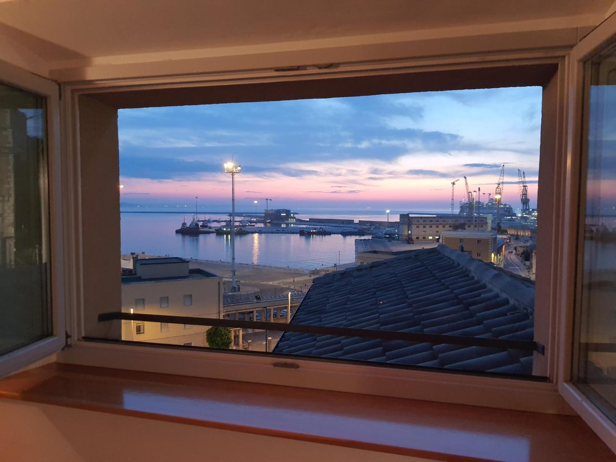 La Finestra Sul Porto Apartment Анкона Екстер'єр фото